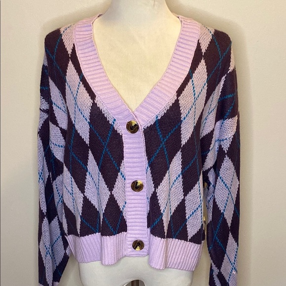 Elegant Purple and Blue Argyle Cardigan - Picture 3 of 7